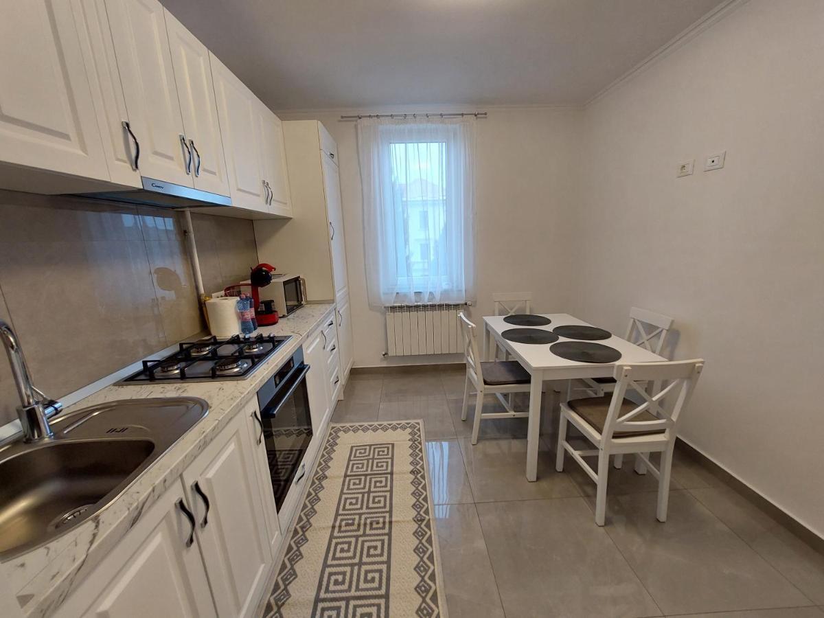 Trandafirului Residence Central Suceava Exterior foto